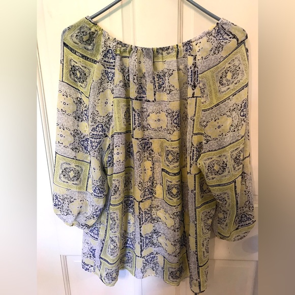 Daisy Fuentes Yellow Blue Medallion Chiffon Flowy Sheer Peasant Blouse Size XL - Picture 2 of 6